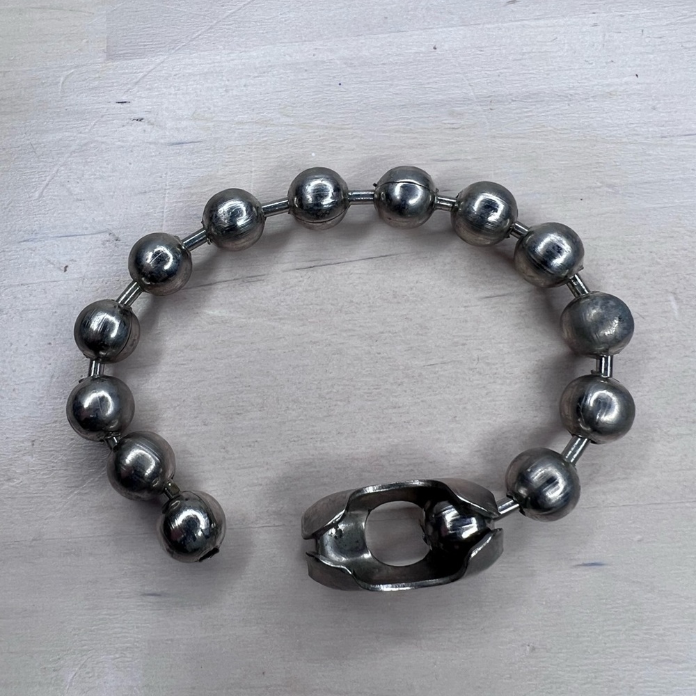 Vintage 90’s silver ball bracelet